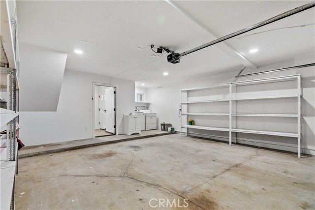 552 Hahn, Glendale, CA 91203