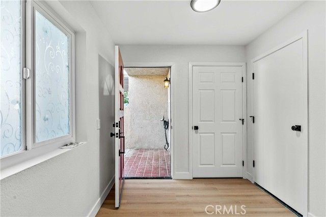 552 Hahn, Glendale, CA 91203