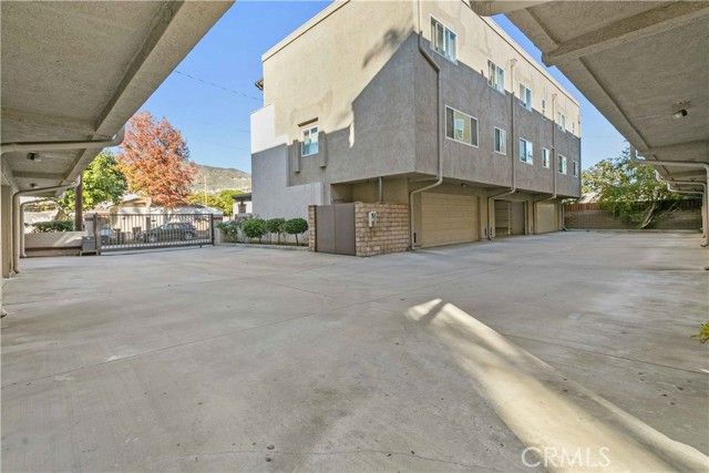 552 Hahn, Glendale, CA 91203