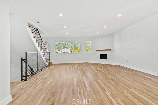 552 Hahn, Glendale, CA 91203