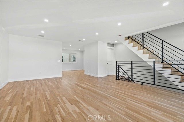 552 Hahn, Glendale, CA 91203