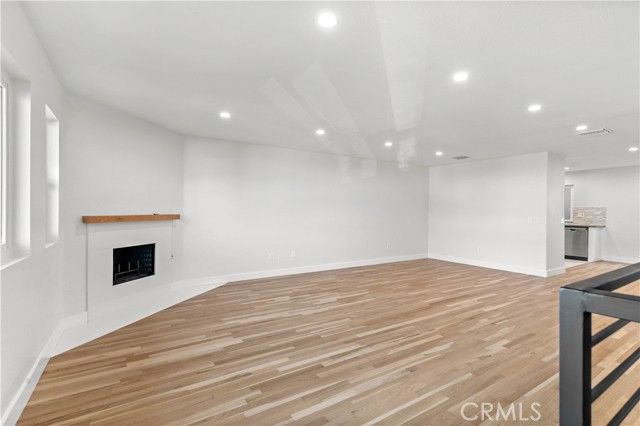 552 Hahn, Glendale, CA 91203