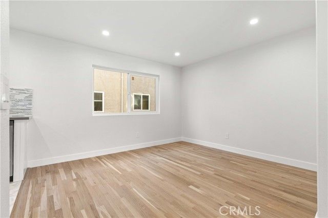 552 Hahn, Glendale, CA 91203