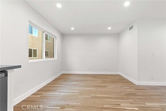 552 Hahn, Glendale, CA 91203