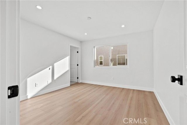 552 Hahn, Glendale, CA 91203