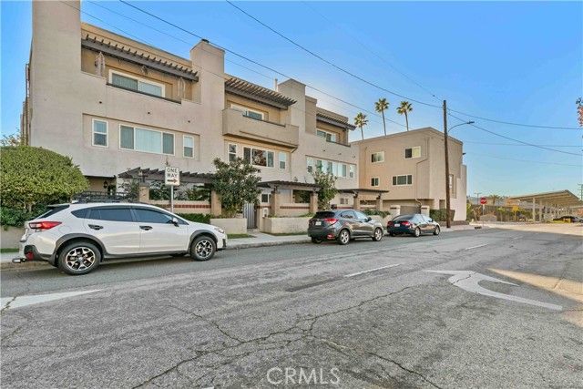 552 Hahn, Glendale, CA 91203