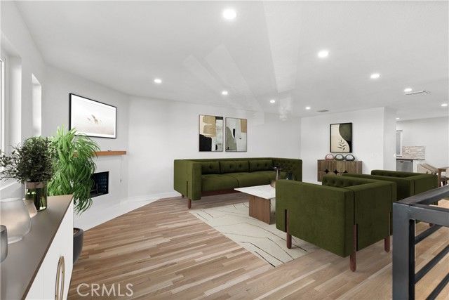 552 Hahn, Glendale, CA 91203