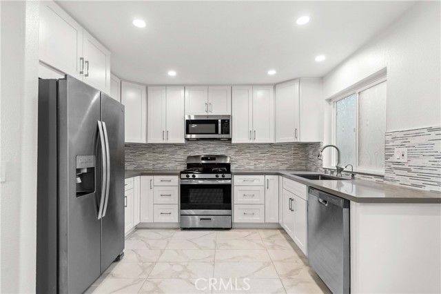 552 Hahn, Glendale, CA 91203