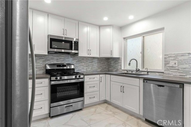 552 Hahn, Glendale, CA 91203