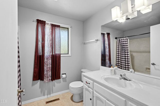 2951 Barclay Road, Medford, OR 97504