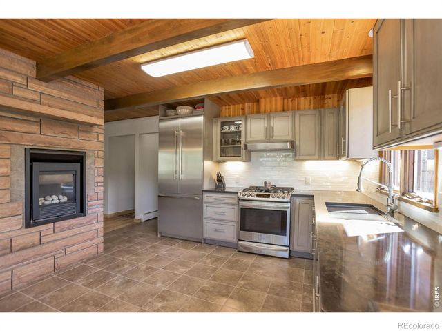 1477 Kiowa Road, Lyons, CO 80540