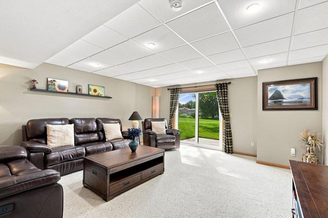 631 Constitution Lane, Deforest, WI 53532