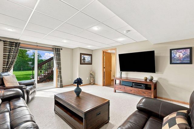 631 Constitution Lane, Deforest, WI 53532