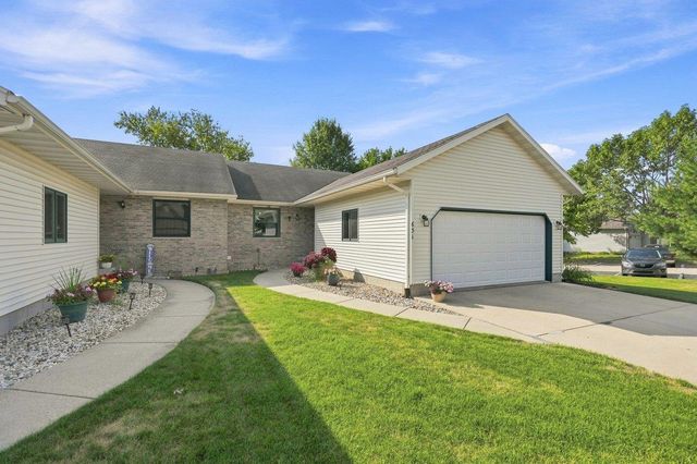 631 Constitution Lane, Deforest, WI 53532