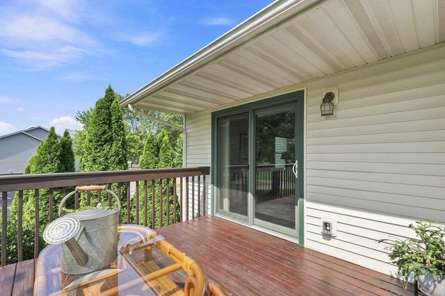 631 Constitution Lane, Deforest, WI 53532