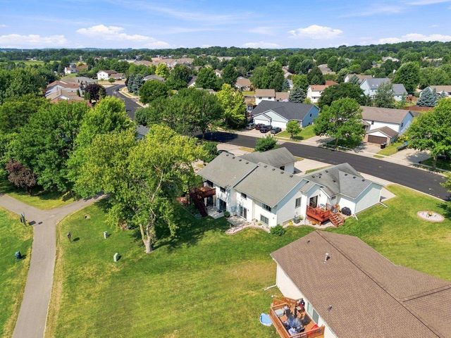 631 Constitution Lane, Deforest, WI 53532