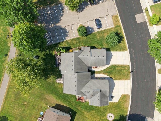 631 Constitution Lane, Deforest, WI 53532