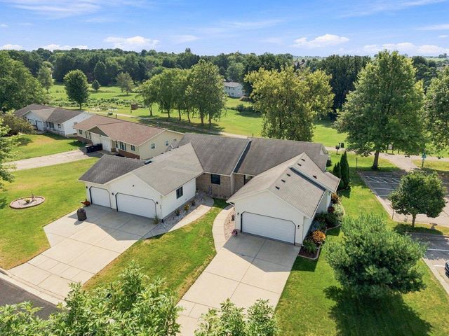 631 Constitution Lane, Deforest, WI 53532