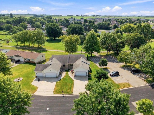 631 Constitution Lane, Deforest, WI 53532