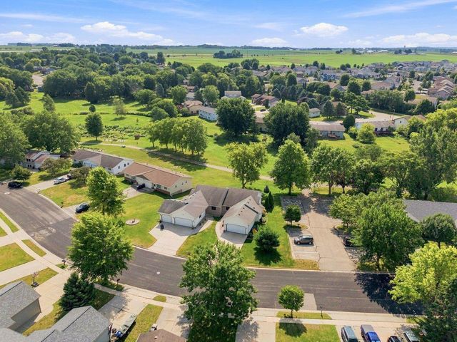 631 Constitution Lane, Deforest, WI 53532