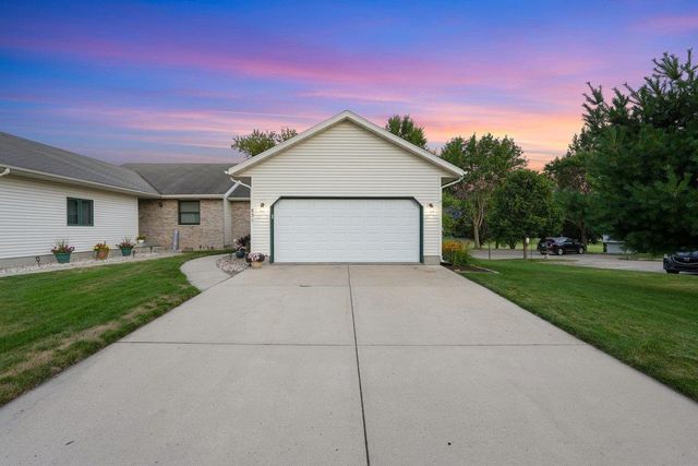 631 Constitution Lane, Deforest, WI 53532