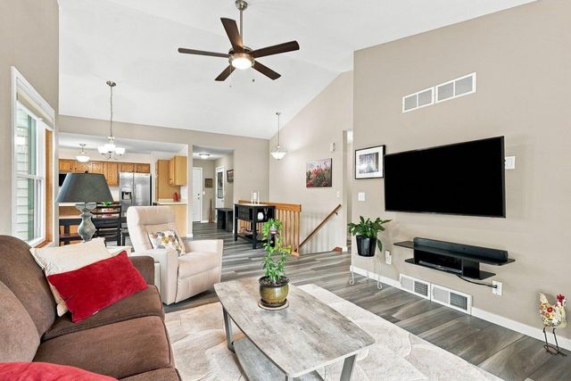 631 Constitution Lane, Deforest, WI 53532
