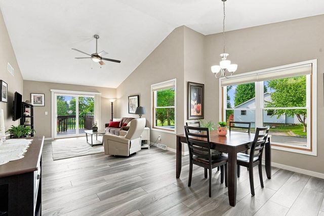 631 Constitution Lane, Deforest, WI 53532