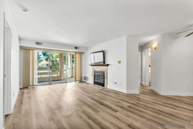 7247 Camino Degrazia 43, San Diego, CA 92111