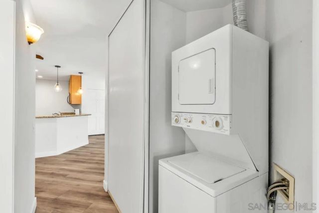 7247 Camino Degrazia 43, San Diego, CA 92111