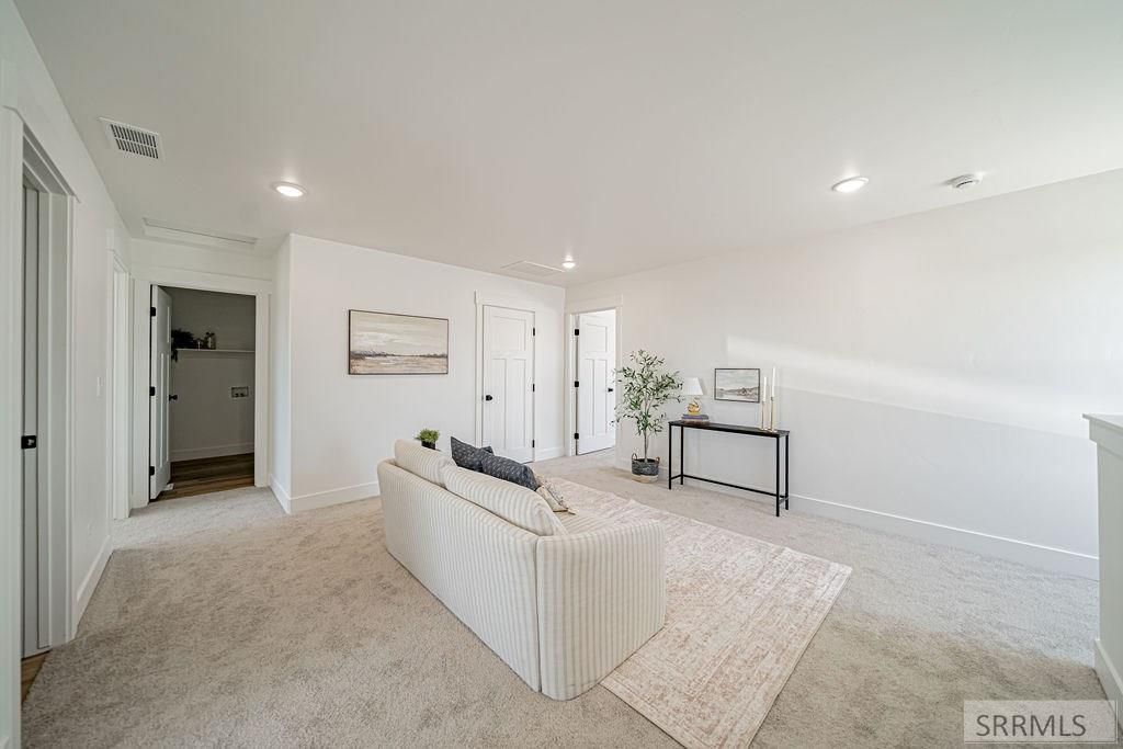 Image 15 of property listing at 2240 Summers Drive # 201, Rexburg, ID 83440