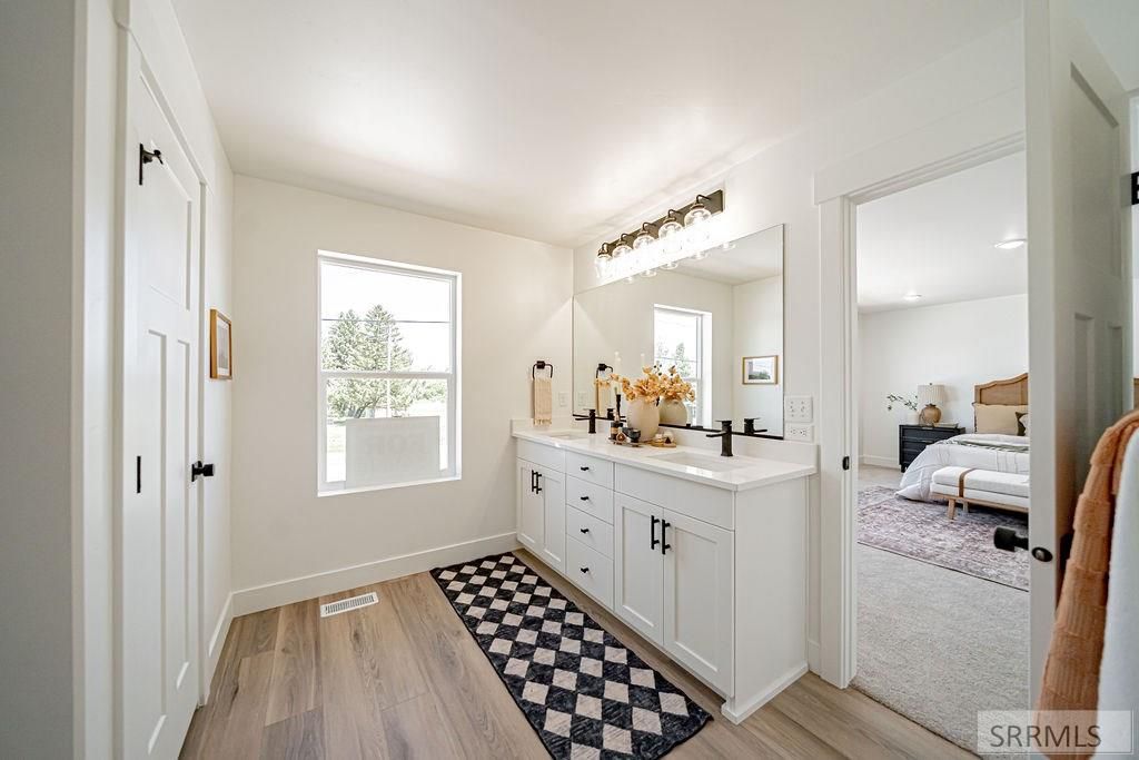 Image 21 of property listing at 2240 Summers Drive # 201, Rexburg, ID 83440
