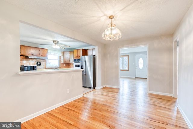 8306 BERKFIELD RD, Baltimore, MD 21237