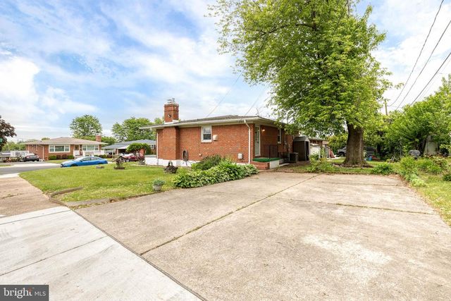 8306 BERKFIELD RD, Baltimore, MD 21237