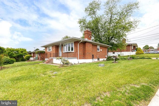 8306 BERKFIELD RD, Baltimore, MD 21237