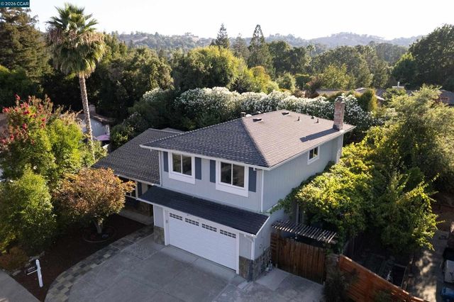 38 Wildwood Ct, Pleasant Hill, CA 94523