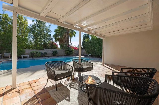 21108 Mayall, Chatsworth, CA 91311