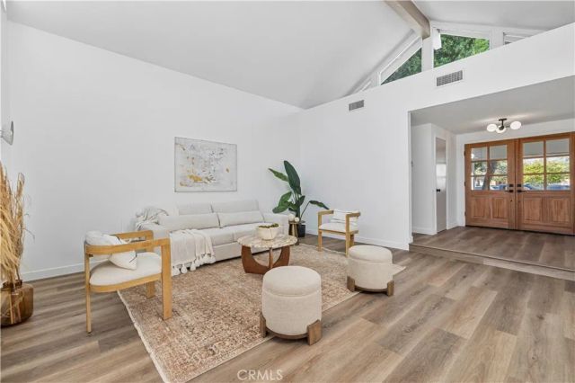 21108 Mayall, Chatsworth, CA 91311