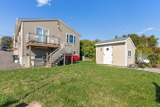 30 Front St, Swansea, MA 02777