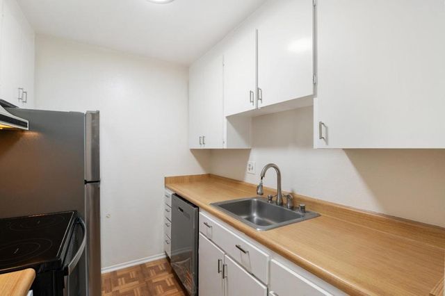 7142 Shelter Creek Lane, San Bruno, CA 94066