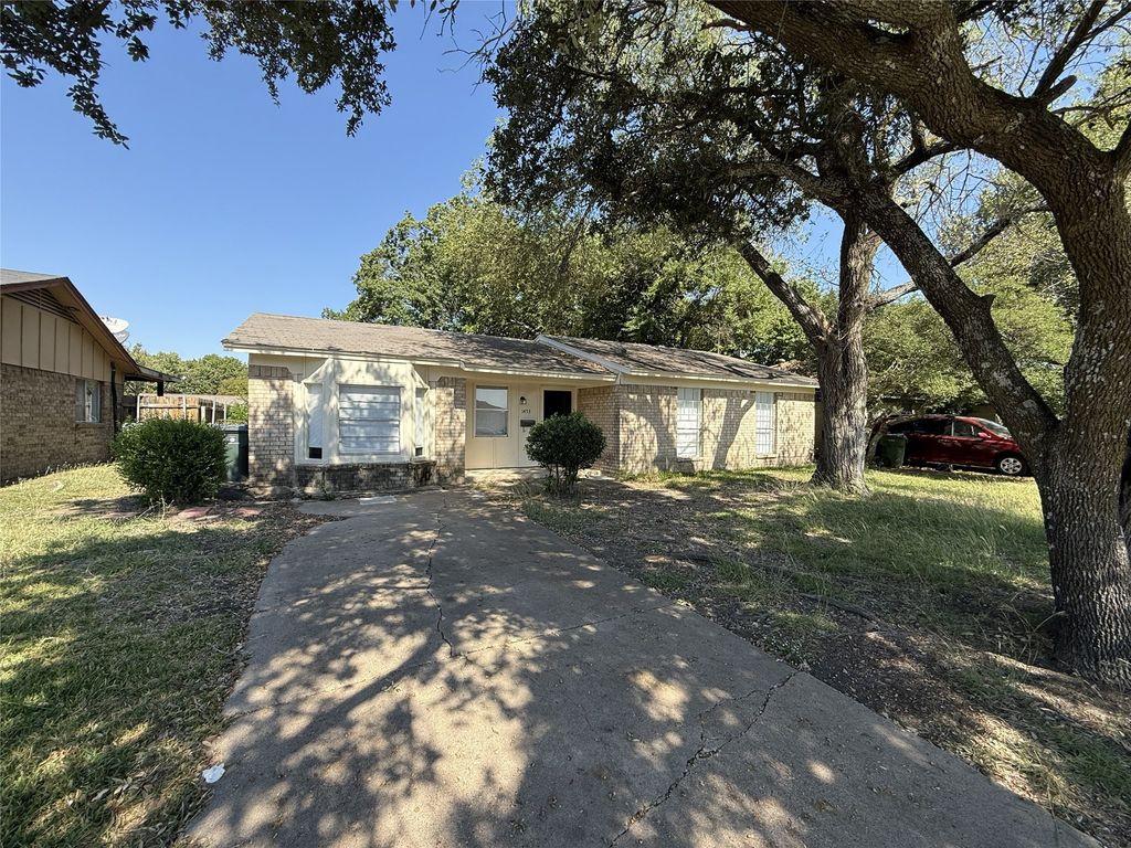 1453 Shorecrest Drive, Garland, TX 75040