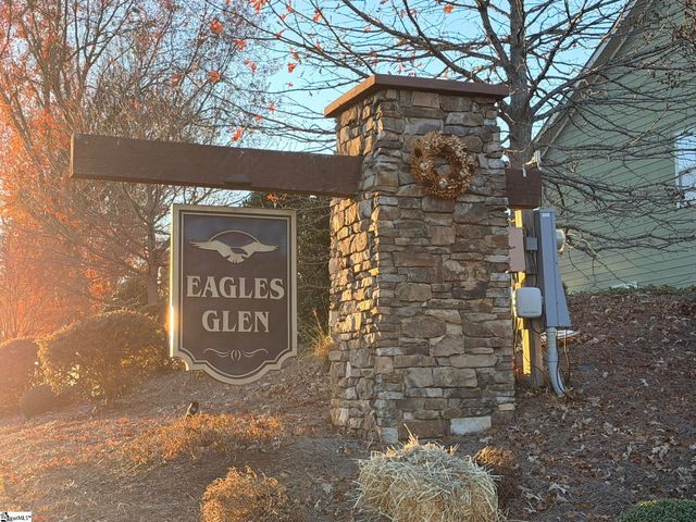 130 Crowned Eagle Drive, Taylors, SC 29687