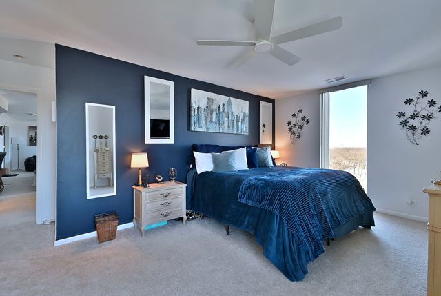 190 S Wood Dale Road 902, Wood Dale, IL 60191