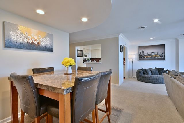 190 S Wood Dale Road 902, Wood Dale, IL 60191