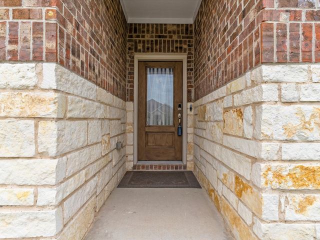 10620 Copeland Lane, Fort Worth, TX 76126