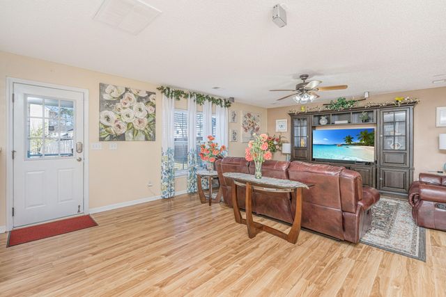 1138 Moss Grove Drive, Moncks Corner, SC 29461