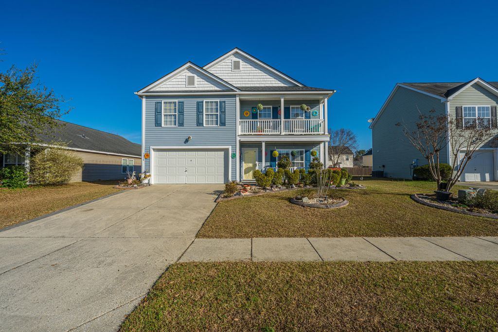 Image 2 of property listing at 1138 Moss Grove Drive, Moncks Corner, SC 29461