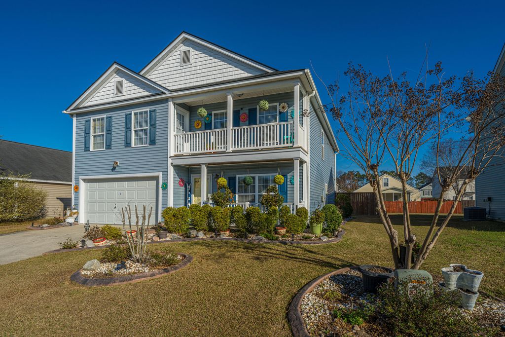 Image 5 of property listing at 1138 Moss Grove Drive, Moncks Corner, SC 29461