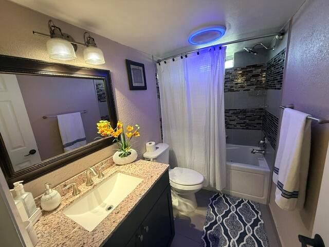 300 NE 26th Avenue 1030, Boynton Beach, FL 33435