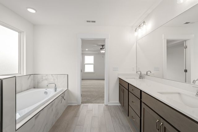 285 Johnnys Place, Mount Juliet, TN 37122