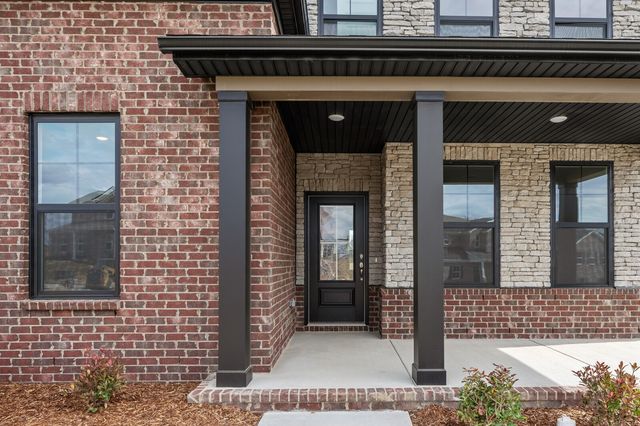 285 Johnnys Place, Mount Juliet, TN 37122